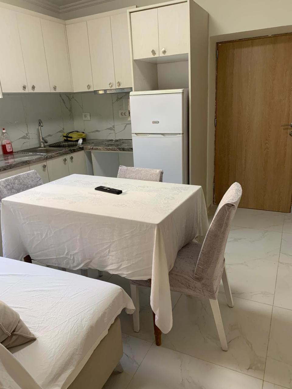 Angjelo Apartments Saranda Oda fotoğraf